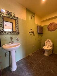 Sunny and quiet stay in Boudha