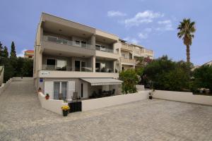 Apartments Luna 1