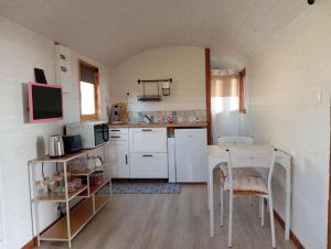 Tentes de luxe Roulotte Pilim Pikou : photos des chambres