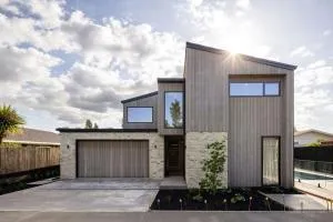 Central Private House with Pool & Gym - 亨特利