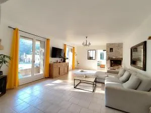 Villa Piscine intérieure et forêt - 圣纳泽尔