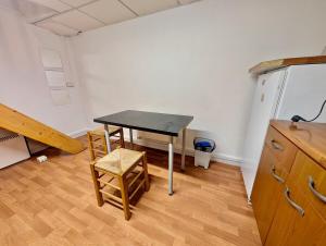 Cozy Studio in Championnet - Quiet & Central Location