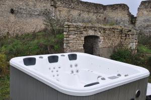 Maisons de vacances Maison de campagne Jacuzzi : photos des chambres