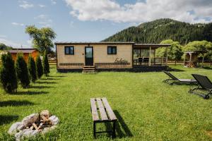 La Casuta din Ciocanesti Exclusive