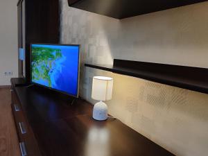 метро Нивки, метро Сирец 15мин