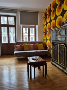 Enjoy Goerlitz Augustastrasse Parkplatz und Balkon
