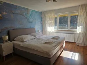 Marburg Apartment feuriger Felix mit Sauna, Kamin und Garten in ruhiger Waldrandlage - Hahnerheide