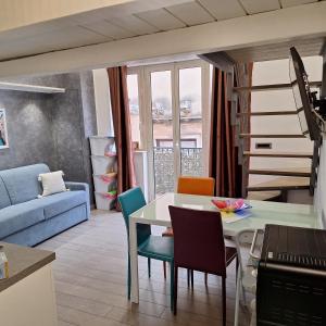 Taormina Rainbow House