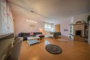 Aurora#1 mit großem Garten, Sauna und Kamin - Kollrunge Aurora#1 mit großem Garten, Sauna und Kamin - Kollrunge