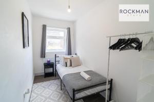 Twelve Cromwell House - Free Parking - 3 Bedrooms - Perfect for contractors