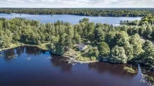 Sjötomt Borshult - Brommeshult