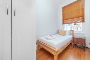 Beautiful Comfy 2 BDR apt with balcony, Chelsea