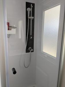 Campings Chez Bruno & Sophie Mobil home luxe 6-8P BORA BORA : photos des chambres