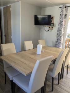 Campings Chez Bruno & Sophie Mobil home luxe 6-8P BORA BORA : Mobile Home