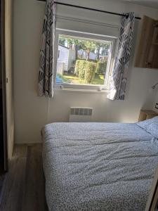 Campings Chez Bruno & Sophie Mobil home luxe 6-8P BORA BORA : photos des chambres