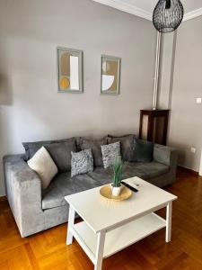 Vivian modern apartment