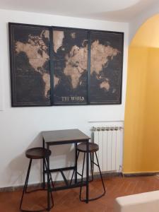 Home dElite Sistina - Trevi Fountain