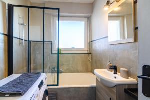 Appartements Studio cosy avec balcon avec parking gratuit proche centre sportif et de la route des vins Alsace : photos des chambres