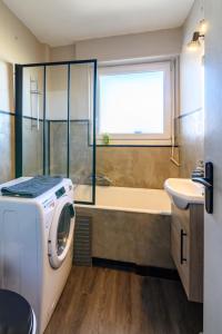 Studio 26 m2 à Mulhouse - Terrasse & Stationnement - Accès UHA & Tram