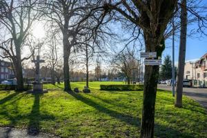 Studio 26 m2 à Mulhouse - Terrasse & Stationnement - Accès UHA & Tram