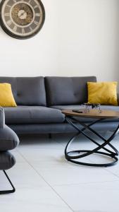 Tirana Hideaways , Breathtaking View & Free Parking