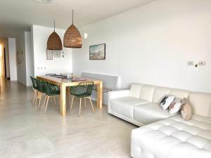 Lovely apartment in front the beach