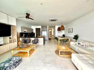 Lovely apartment in front the beach