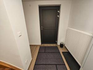 Cozy, new FEWO with 4 beds close to lifts