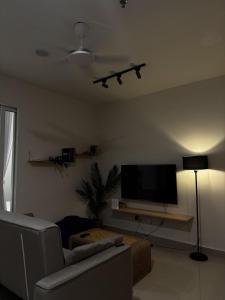 The Shore Sea View Apartment in the City