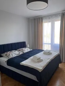 BEE happy 2 - 斯皮什新村