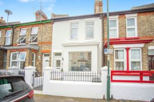 Stunning Home in Gillingham!