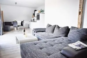 oberes Apartment Sonnenschein - Grambin