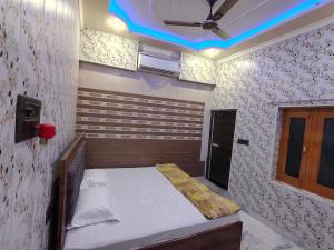 Raghunandan Home stay