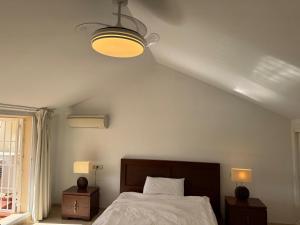 Piso-Lechuza Elviria Marbella 2 Bedrooms 4 guests Penthouse-Maisonette Apartment in Elviria-Marbella- Urb Los Jardines de Santa Maria Golf