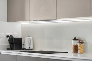 5 Star Modern 2 Bed Suite in Central Bham with Cinema