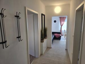 Apartment Barje II, bright&sunny, private parking