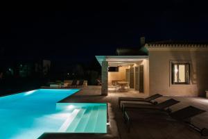 Villa Chrysanthemum Pool-Seaview