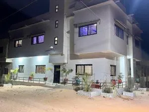 Résidence Khadija Aéroport AIBD Confort - Bambilor