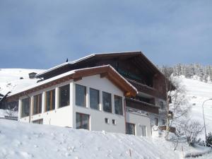 Ferienwohnung Cuntera