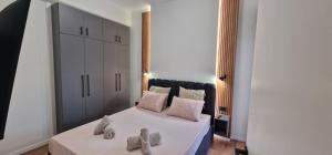 Flat 99 Premium Urban Retreat City Center