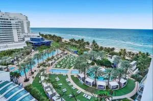 Fontainebleau Hotel Ocean View Fits 6! 1 BED/2 BA - Bailey Town