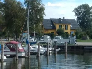 Ferienhaus am Bodden - Bartelshagen