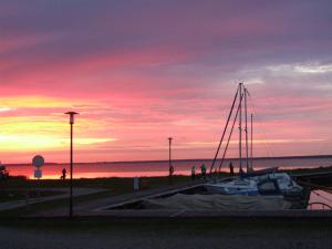 Ferienhaus am Bodden 50m vom Saaler Bodden entfernt