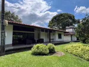 Finca Guadualito cerca al parque del café - La Esmeralda