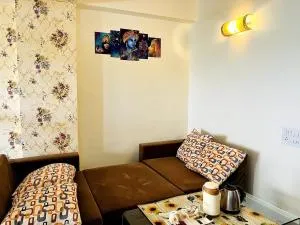 Private Apartment Close to Iskcon and Prem Mandir - Jait