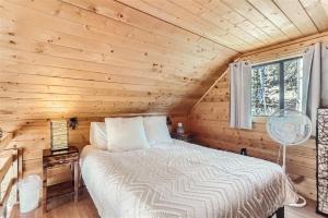 Mountain Cabin In Woods And Views Hot Tub