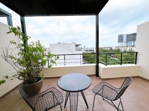 Lotus Villa Hạ Long