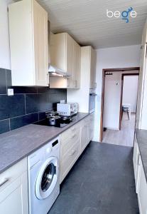BEGE APARTMENTS Momentum Stay