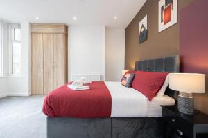 CollegeHouse-BusinessReady-FREEParking&WIFI
