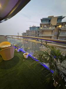 The Luxe Loft city or lake view